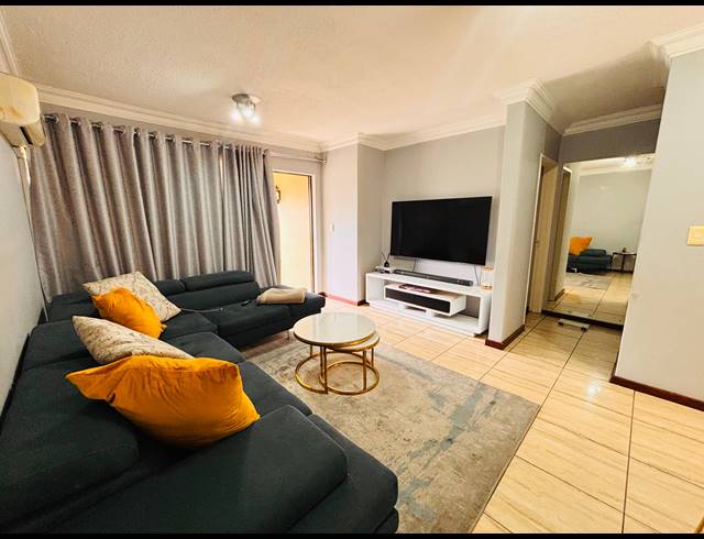 2 BEDROOM SECTIONAL TITLE FOR SALE IN NIEUW MUCKLENEUK